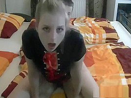 Blonde Amateur Draining Cock At Home