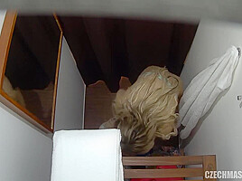 Blonde Gets Fucked During The Massage 2