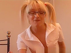 Blonde girlfriend discovers sadistic streak