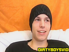 Bored Twinkie Kyle Pulls Out His Prick And Masturbates Solo
