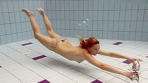 Bouncing boobs underwater