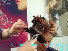 Bowl hairstyle in trendy colors
