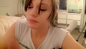 Brandi Belle in amateur video of a hot chick sucking and humping