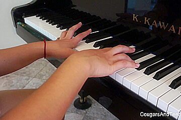 Brunette Hottie Gets Her Hairy Pussy Eaten By Her Piano Teacher – CougarsandTeens
