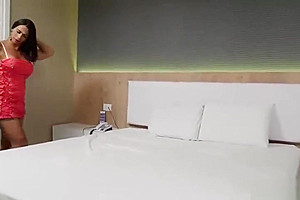 Brunette shemale flip flop with cumshot