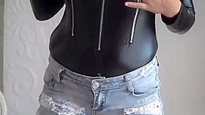Busty babe squirting solo