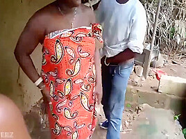 Caught Two Strangers Fucking In Her Outdoor And She Joined Them Fucking Under The Rainfall 10 Min