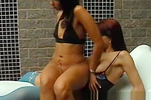Celina fucks Suzy