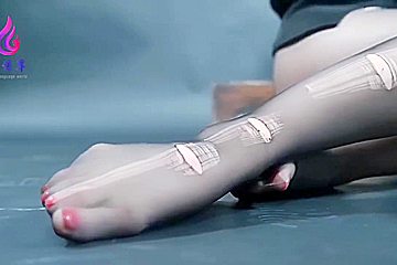 Chinese Beauty Prisoner