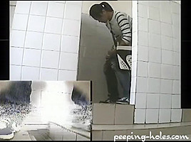 Chinese College Girls Toilet