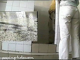 Chinese College Girls Toilet