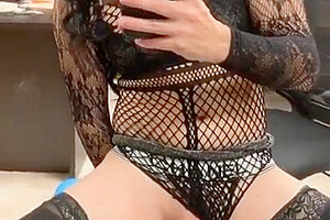 Chrissy Cocoabutter Shemale Tgirl Crossdressing Tranny Rides Dildo Solo