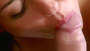 Classy lady gets raunchy with her boyfriend in their bedroom