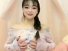 原版 水水嫩嫩蜜桃 啪啪内射 - Collection Of Homemade Selfies And Sneak Shots