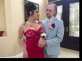 College trans babe celebrates graduation with steamy sex