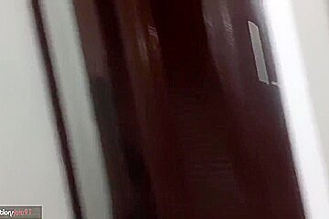 Con Cabana Sola Y Excitados Empezamos A Tocarnos Mi Hermanastra Y Yo Hasta Terminar Follando 5 Min