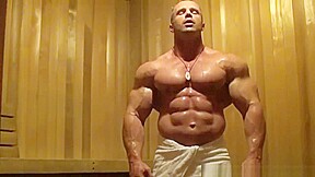 Con big sweaty muscles