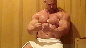 Con big sweaty muscles