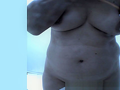 Crazy , Changing Room, Clip