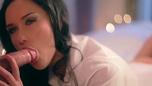 Cumshot From A Horny Milf