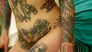 Curvy alt babe gets her wet pussy pounded