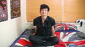 Cute British Emo Boy Kyle Wilkinson - ExposedEmos