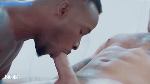 Cute Dude Colton Grey Gets Pheonix Fellingtons Huge Cock In His Tight