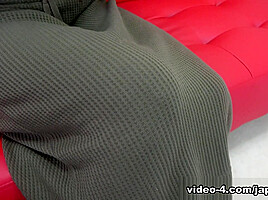 Cute Japanese MILF With Fat Pussy Gets POV Creampie - JapanLust