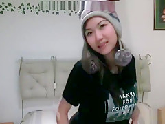 Cute asian stripping and toying her ass Olalacam