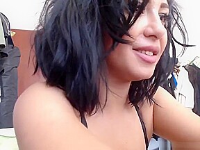Cute teen 18+ wants ANAL and FACIAL