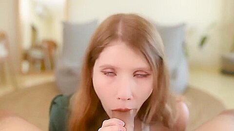 Cutie Thoughtfully Sucks A Big Trunk In Homemade Video