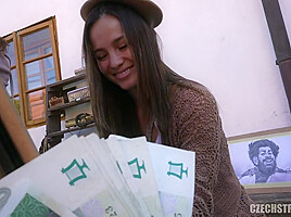 Czech Streets – Cum Covered Artist