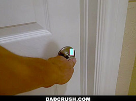 DadCrush - Horny teen 18+ Fucked by Stepdad in Step moms Bed