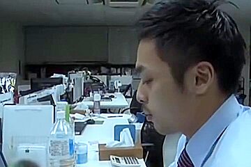 Daisuke Office Scene