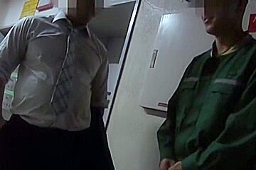 Daisuke Office Scene