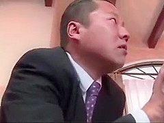 Deliciosa esposa de trabajo follada por el jefe VER Completo: http://bit ly/2IF4yKP