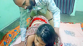 Desi Amma Ki Saree Utar Kar Nangha Kiya Aur Zabardast Choda