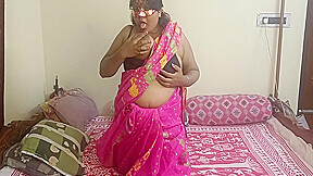 Desi Bhabhi Ki Jawani Aur Chut Ki Pani Pine Ke Liye Taiyar Ho Kya Sab ?