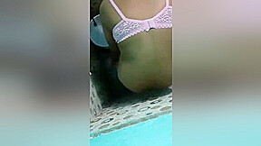 Desi Girl Bathing Record In