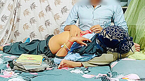 Desi Indian Jawan Ladki Ko Boyfriend Ne Padhne Ke Bahane Chod Diya