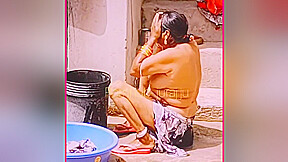 Desi Indian Village Mature Aunty Bathing Video