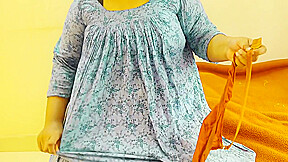 Desi Tamil Aunty Ko Codna Kelyi Jabardast