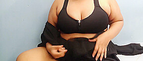 Devar Bhabhi And Most Beautiful - Indian Bhabhi - Seducing Devar By Showing Her Sexy Body