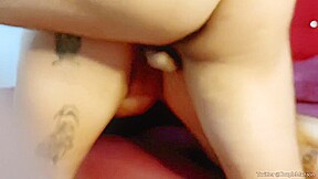 Doble Penetracion A Chica Culona Se Corre En Sus Penes Y Juega Con El Semen En Su Vagina