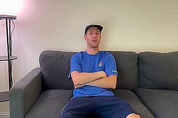 Dominos Pizza Delivery Guy Fucks Customer
