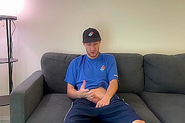 Dominos Pizza Delivery Guy Fucks Customer