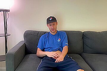 Dominos Pizza Delivery Guy Fucks Customer