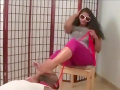 Ebony Amazon foot worship