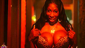 Ebony Mystique Gets A Big Surprise On Valentines Day 5 Min
