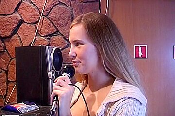 Ester in hot homemade video showing two lovers fuck